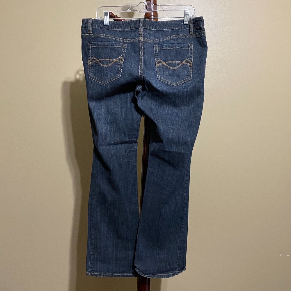 Mossimo's Jeans - Picture 2 of 4